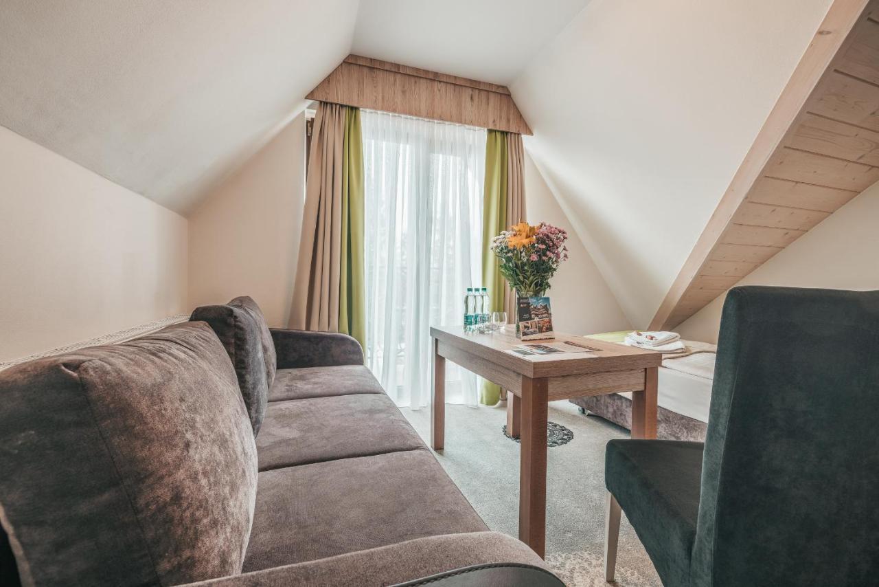 Grand Tatry - Miejsce Na Wyjatkowy Pobyt Dla Ciebie I Twojej Rodziny! - Sauna I Jacuzzi Wliczone W Cene Pobytu -10 Minut Pieszo Od Term Bania Bialka Tatrzanska Exteriör bild