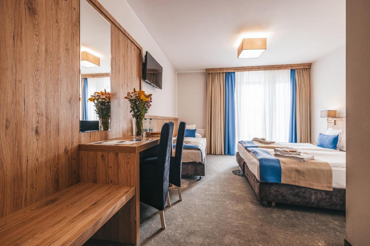 Grand Tatry - Miejsce Na Wyjatkowy Pobyt Dla Ciebie I Twojej Rodziny! - Sauna I Jacuzzi Wliczone W Cene Pobytu -10 Minut Pieszo Od Term Bania Bialka Tatrzanska Exteriör bild