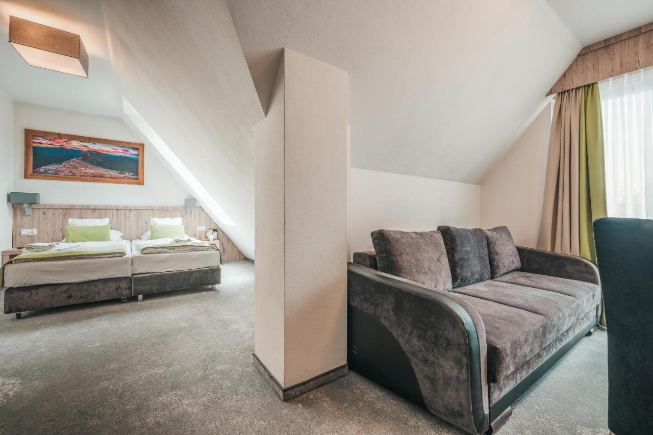 Grand Tatry - Miejsce Na Wyjatkowy Pobyt Dla Ciebie I Twojej Rodziny! - Sauna I Jacuzzi Wliczone W Cene Pobytu -10 Minut Pieszo Od Term Bania Bialka Tatrzanska Exteriör bild