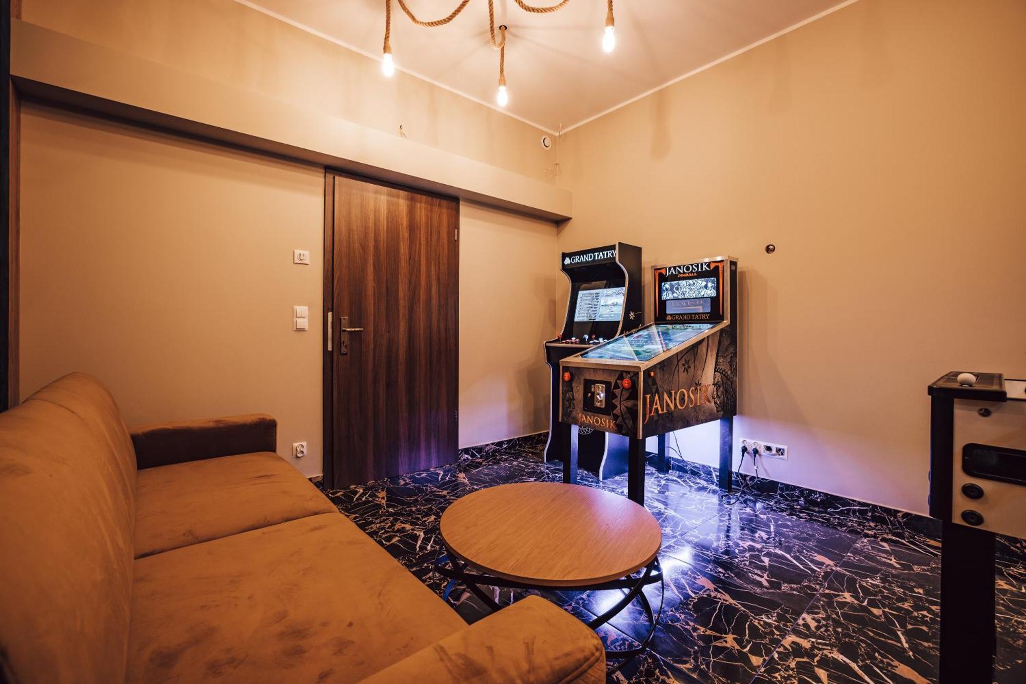 Grand Tatry - Miejsce Na Wyjatkowy Pobyt Dla Ciebie I Twojej Rodziny! - Sauna I Jacuzzi Wliczone W Cene Pobytu -10 Minut Pieszo Od Term Bania Bialka Tatrzanska Exteriör bild